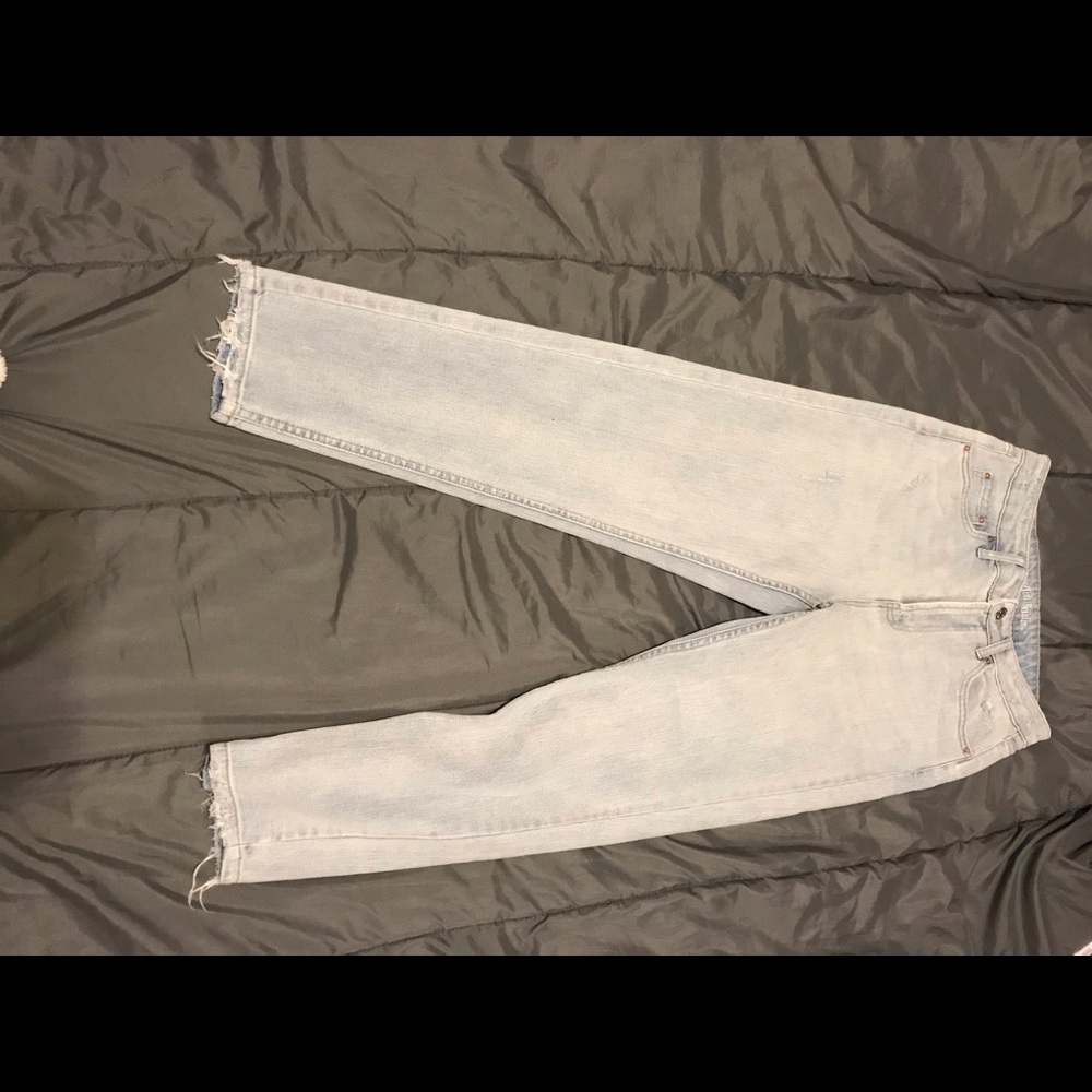 High wasted jeans